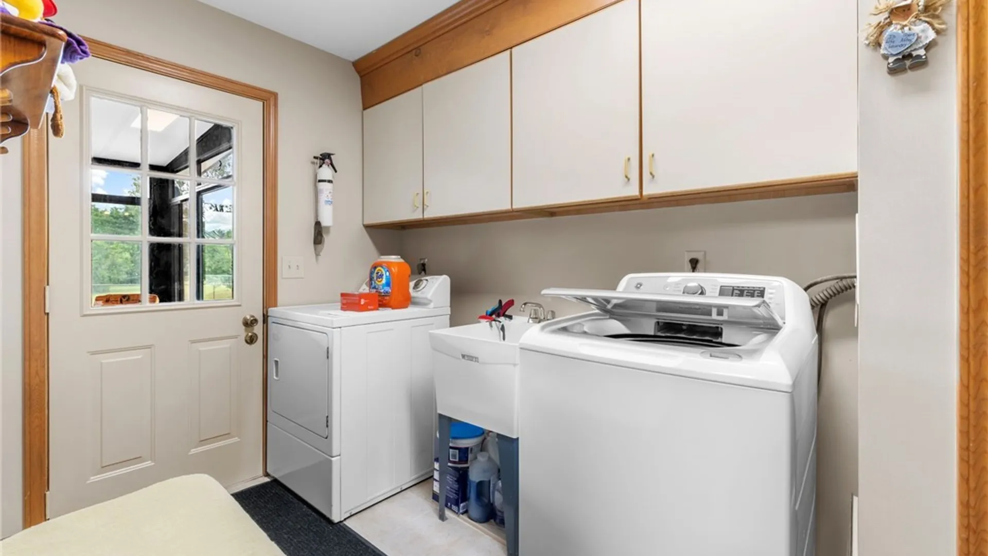 Property at 3904 Stetson Circle, Onondaga, NY 13215 21