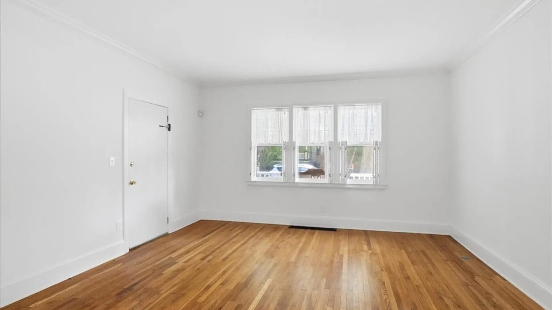 Property at 116 College Street, Buffalo, NY 14201 5