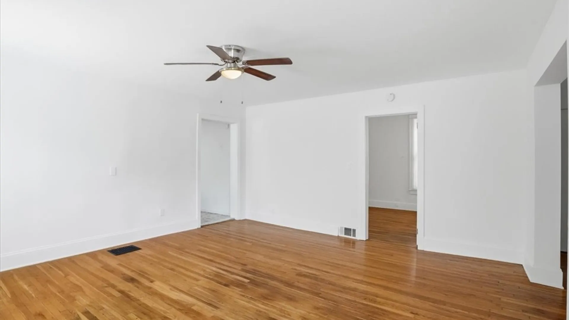 Property at 116 College Street, Buffalo, NY 14201 7