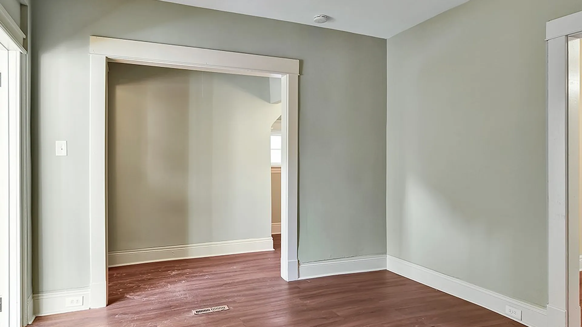 Property at 28 Horton Place, Buffalo, NY 14209 7