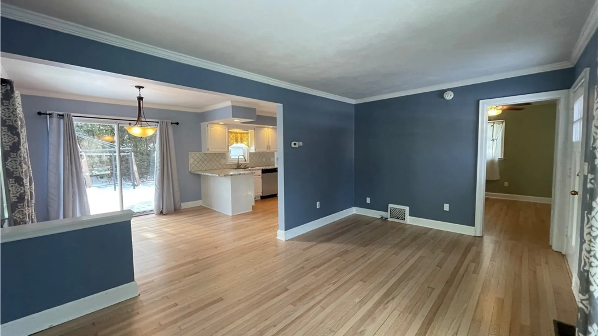 Property at 203 Miles Avenue, DeWitt, NY 13066 14