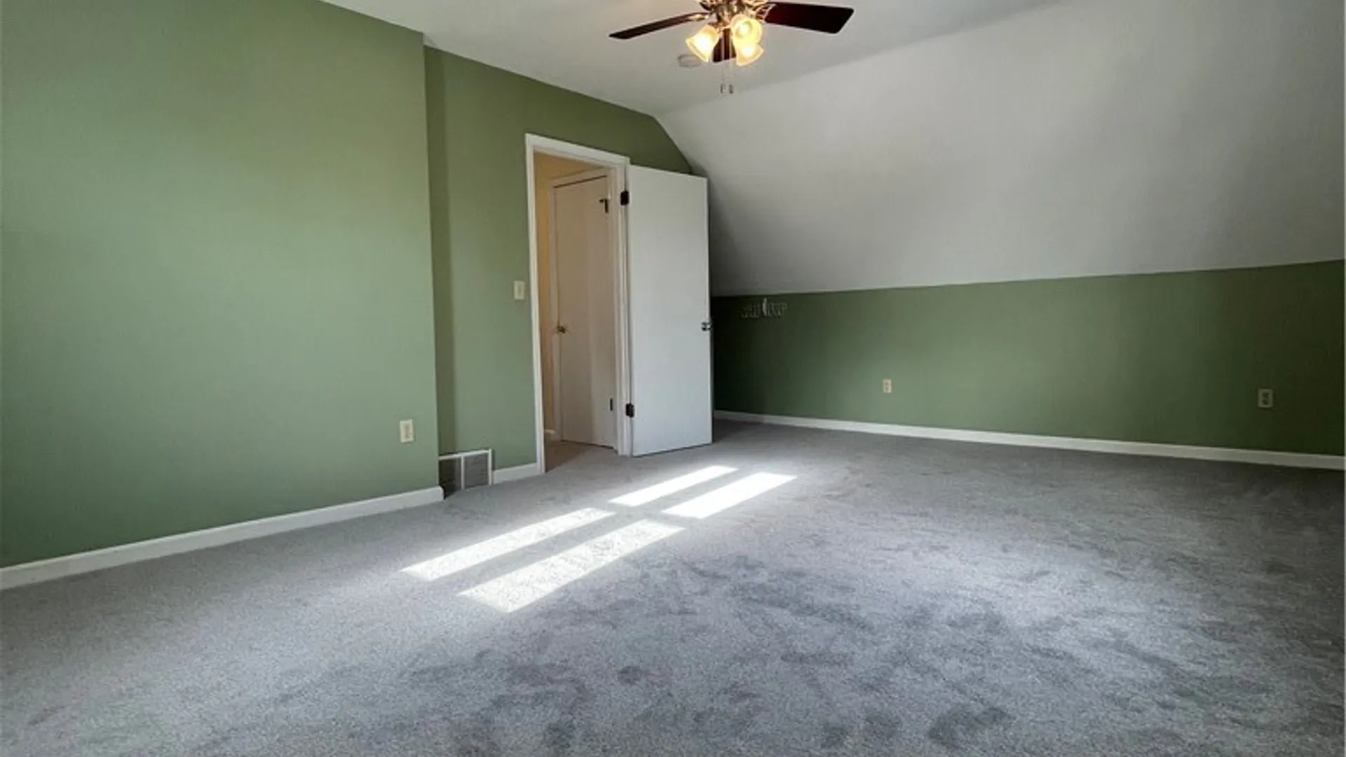 Property at 203 Miles Avenue, DeWitt, NY 13066 23