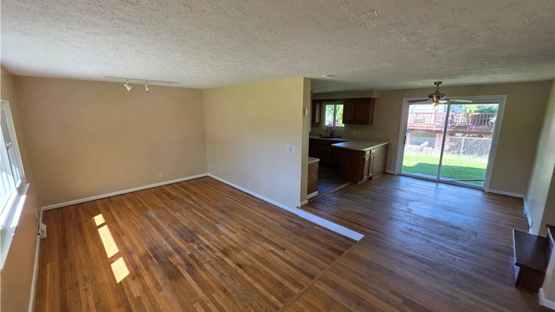 Property at 32 Golden Rod Lane, Henrietta, NY 14623 4