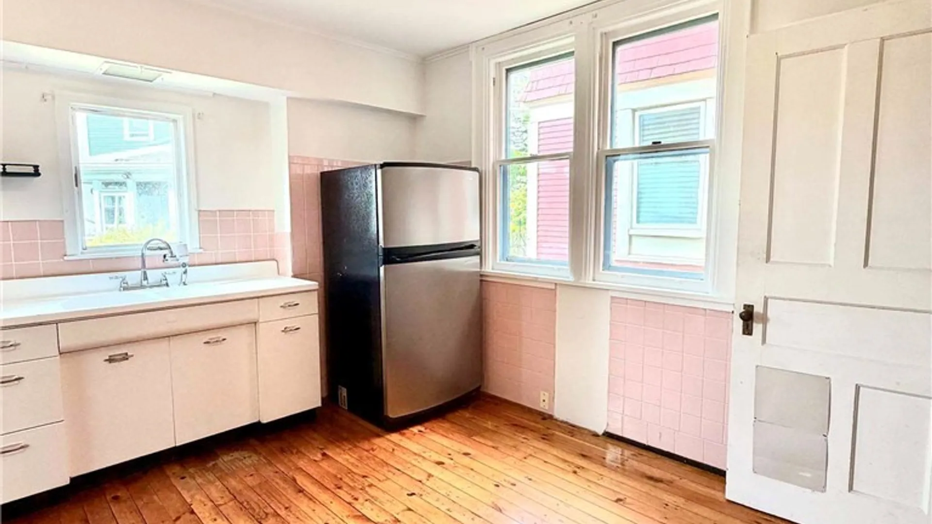 Property at 540 Norwood Avenue, Buffalo, NY 14222 4