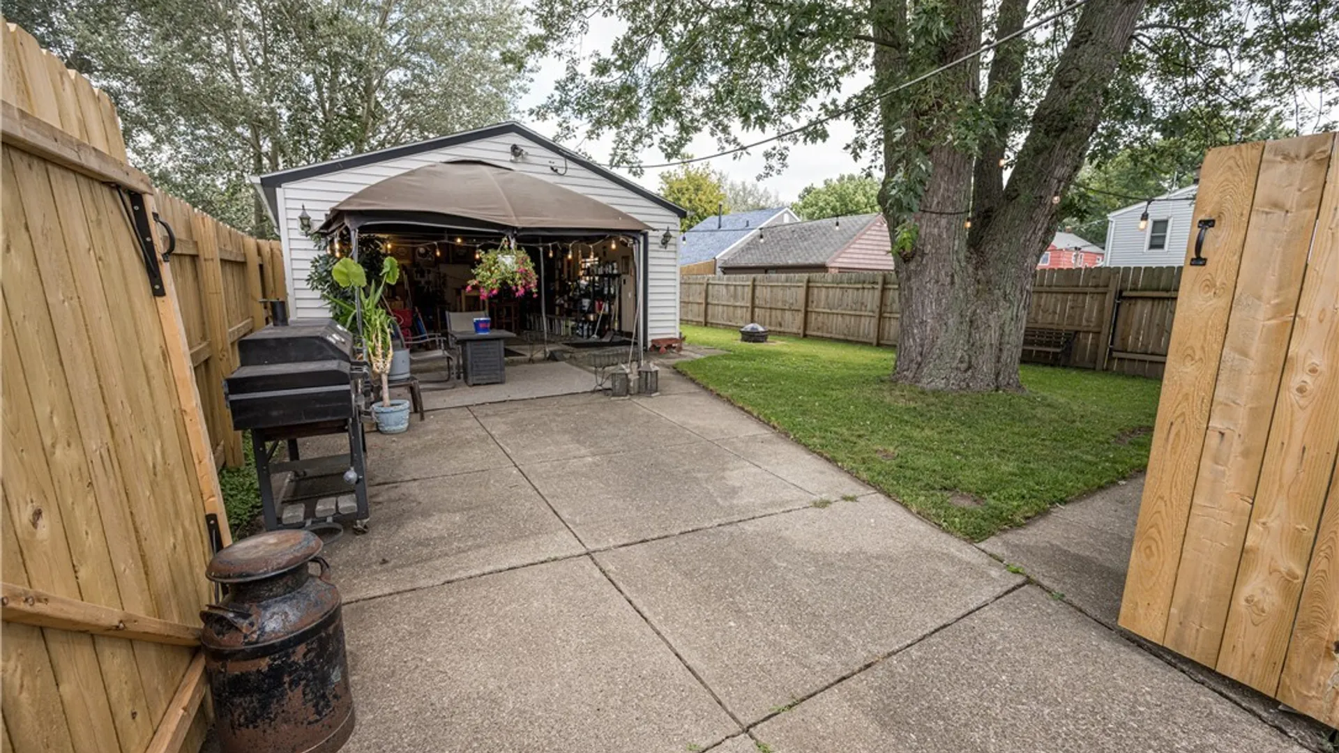 Property at 196 Indian Church Road, West Seneca, NY 14210 31