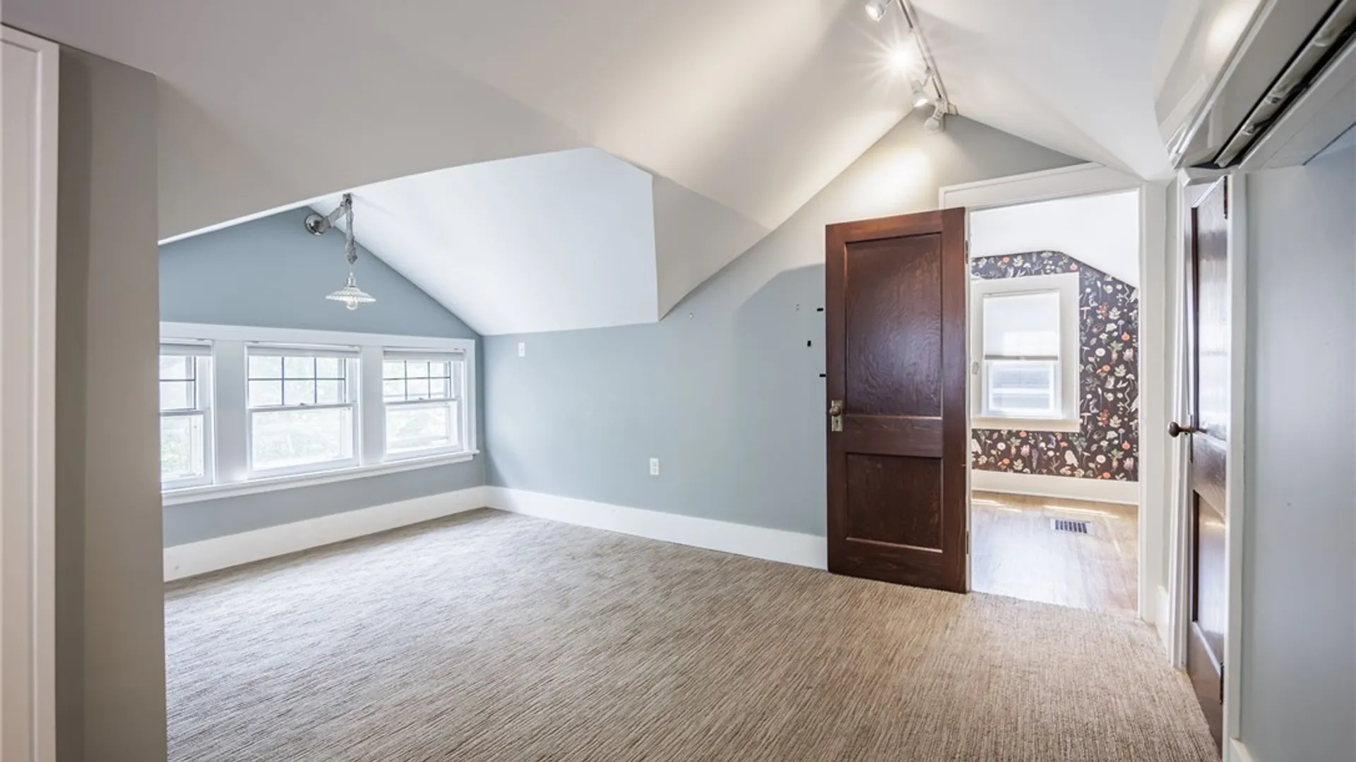 Property at 215 Crosman Terrace, Rochester, NY 14607 28