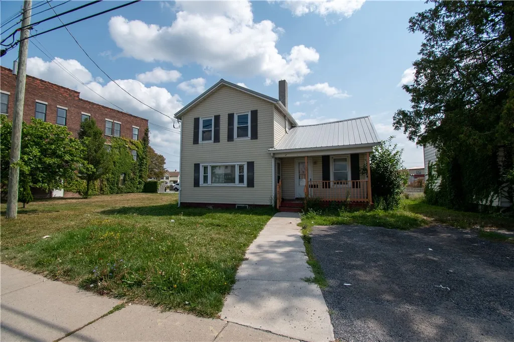 Property at 195 Exchange St, Geneva City, NY 14456