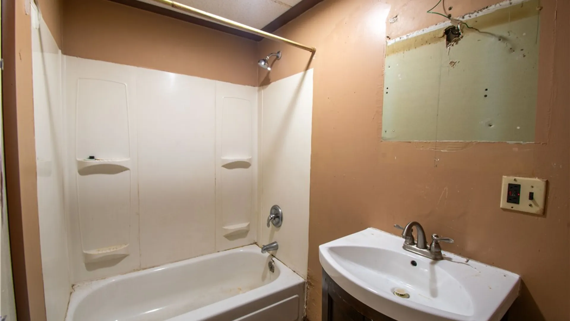 Property at 195 Exchange St, Geneva City, NY 14456 21