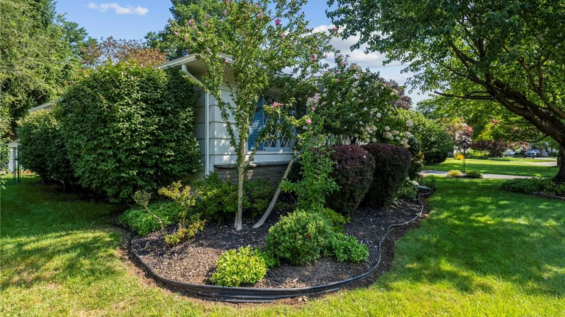 Property at 66 Northwick Drive, Irondequoit, NY 14617 4