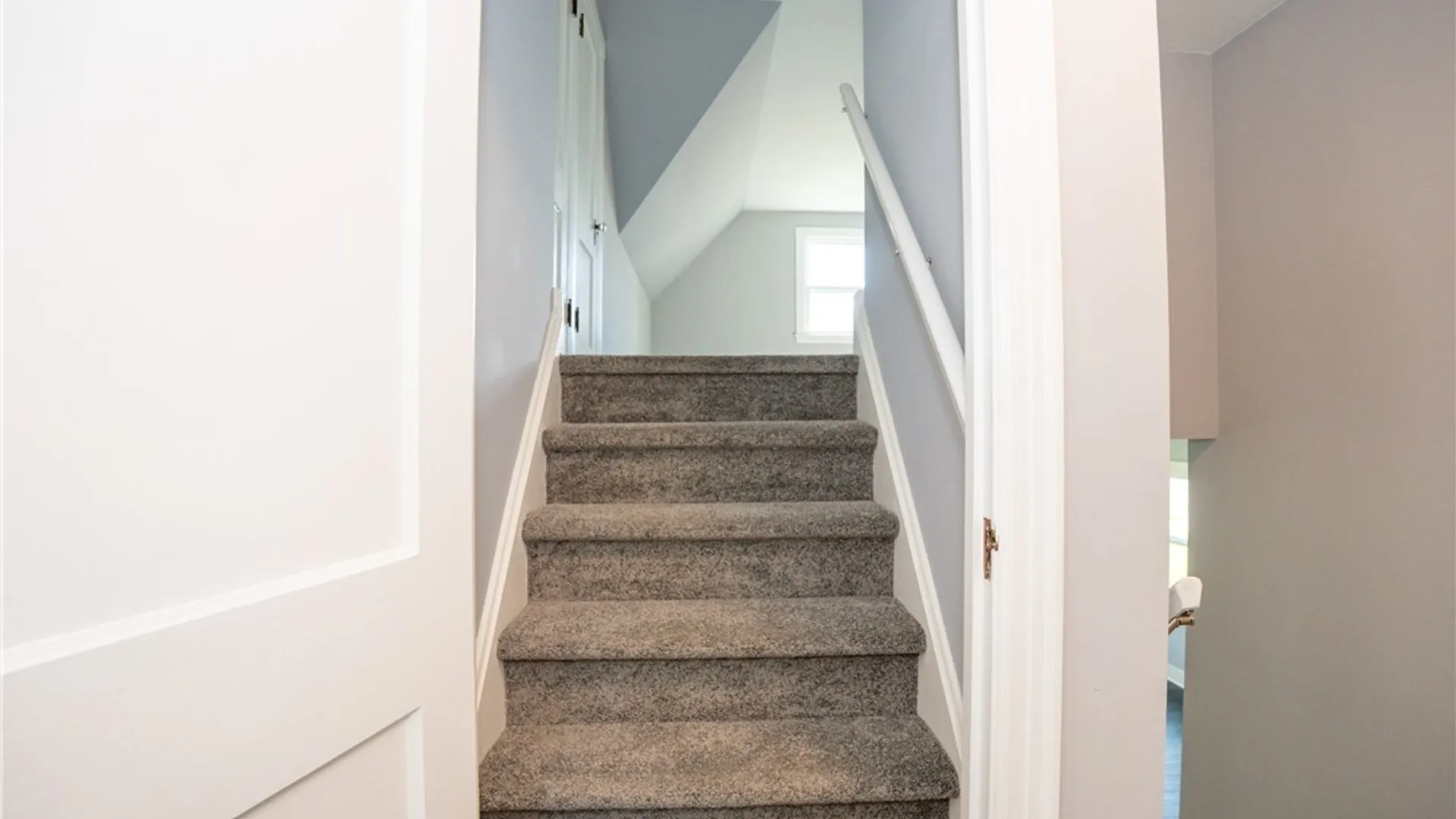 Property at 53 S Shore Boulevard, Lackawanna, NY 14218 32