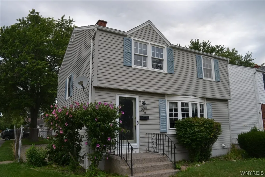 Property at 316 Oakvale Boulevard, Tonawanda, NY 14223