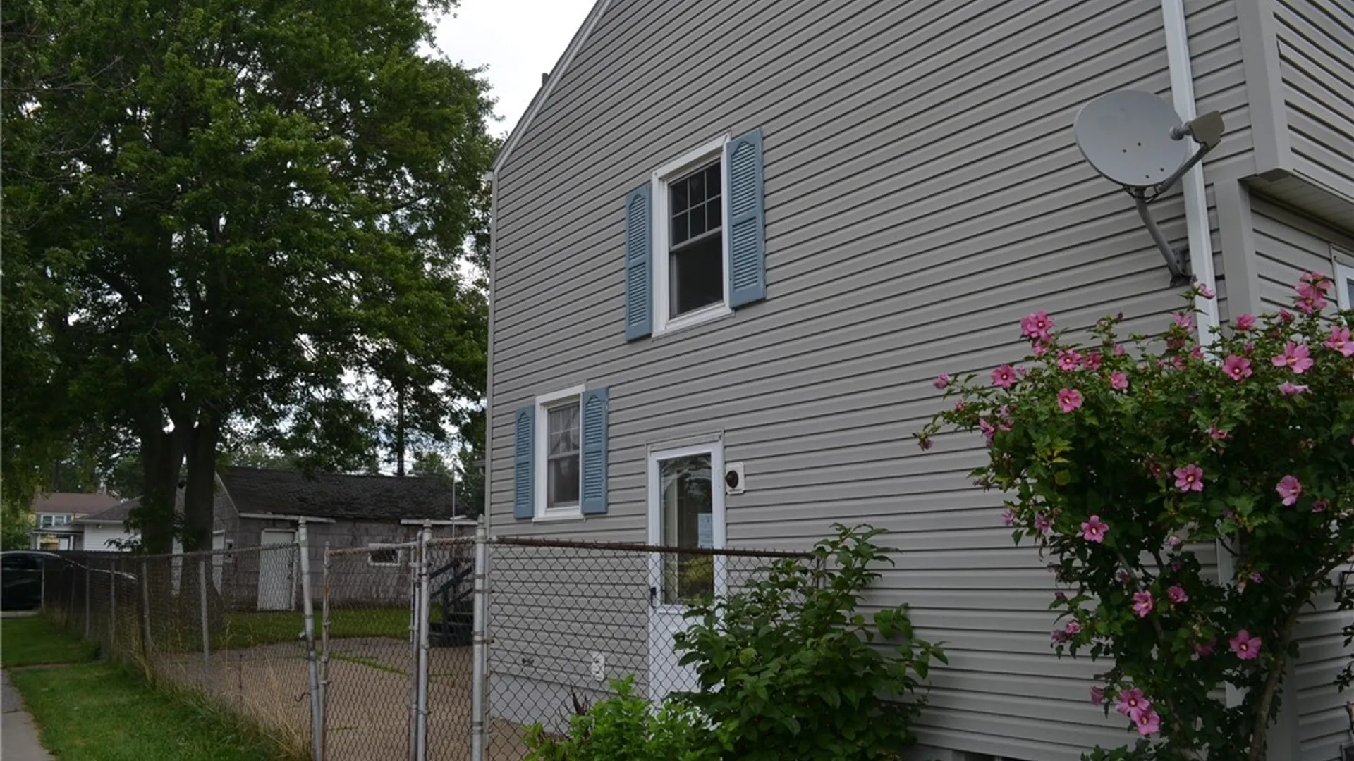 Property at 316 Oakvale Boulevard, Tonawanda, NY 14223 4