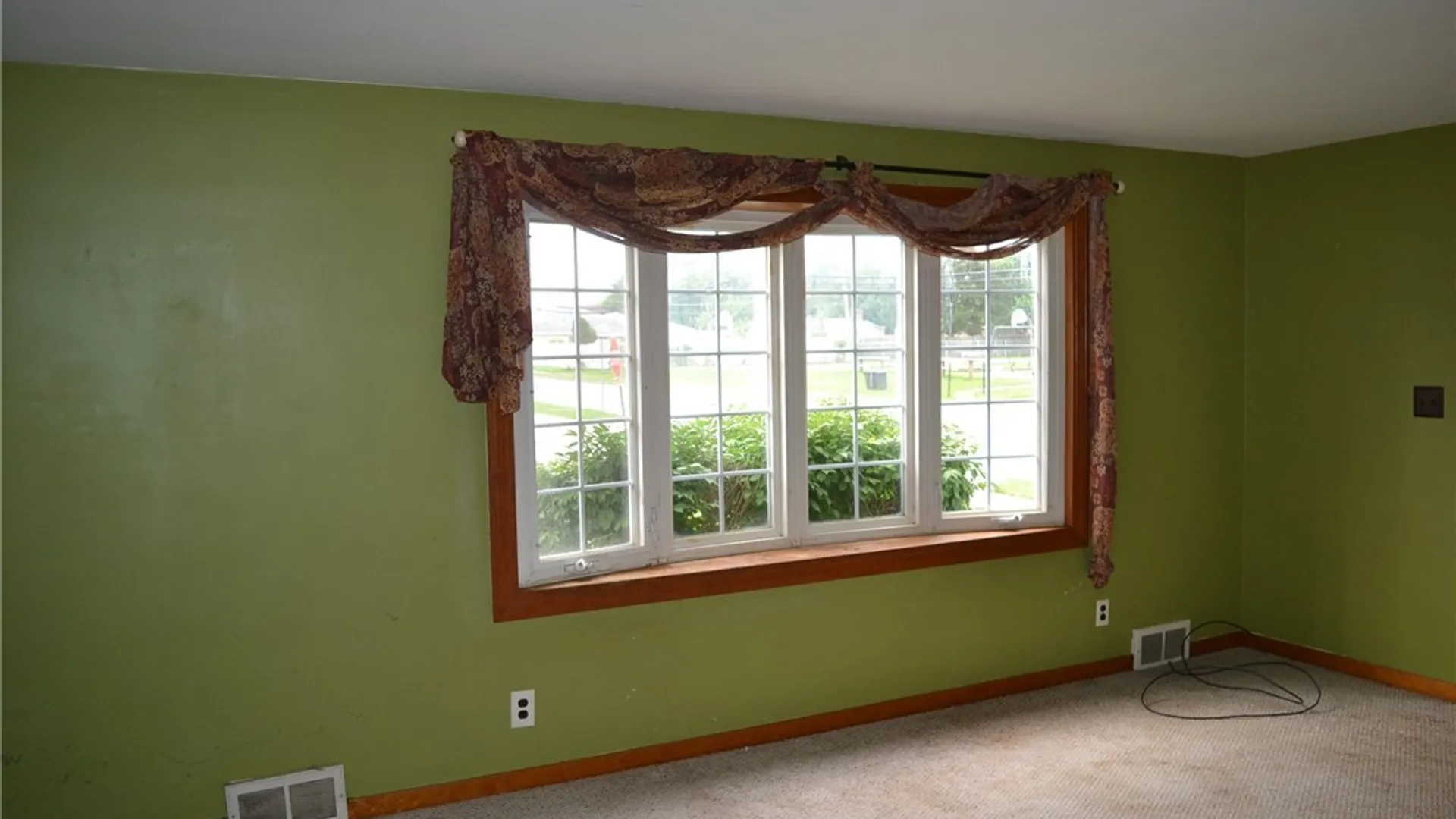 Property at 316 Oakvale Boulevard, Tonawanda, NY 14223 7
