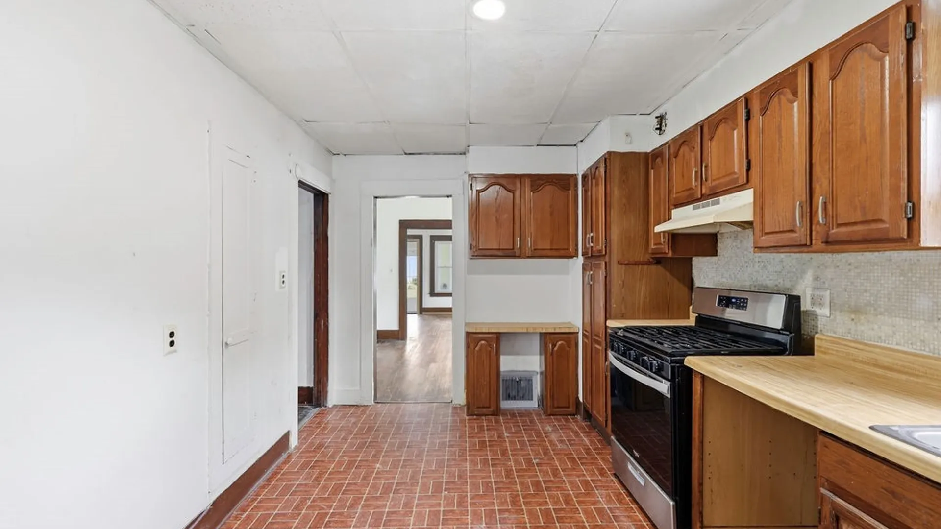 Property at 136 Wadsworth Street, Syracuse, NY 13203 31