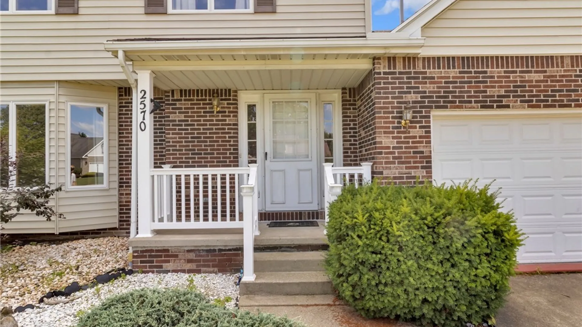 Property at 2570 David Drive, Wheatfield, NY 14304 3