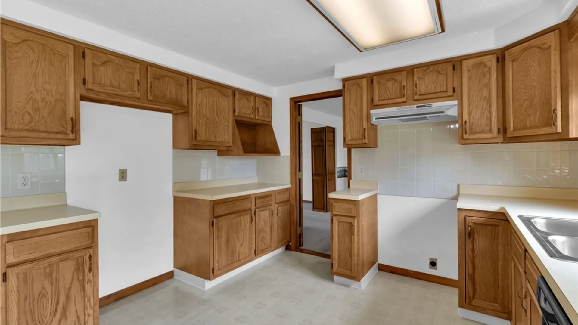 Property at 2570 David Drive, Wheatfield, NY 14304 15