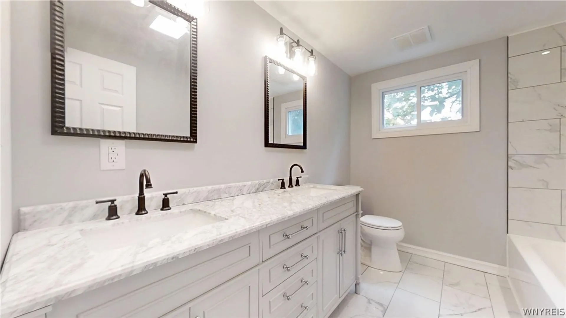 Property at 5 N Burbank Drive, Amherst, NY 14226 33