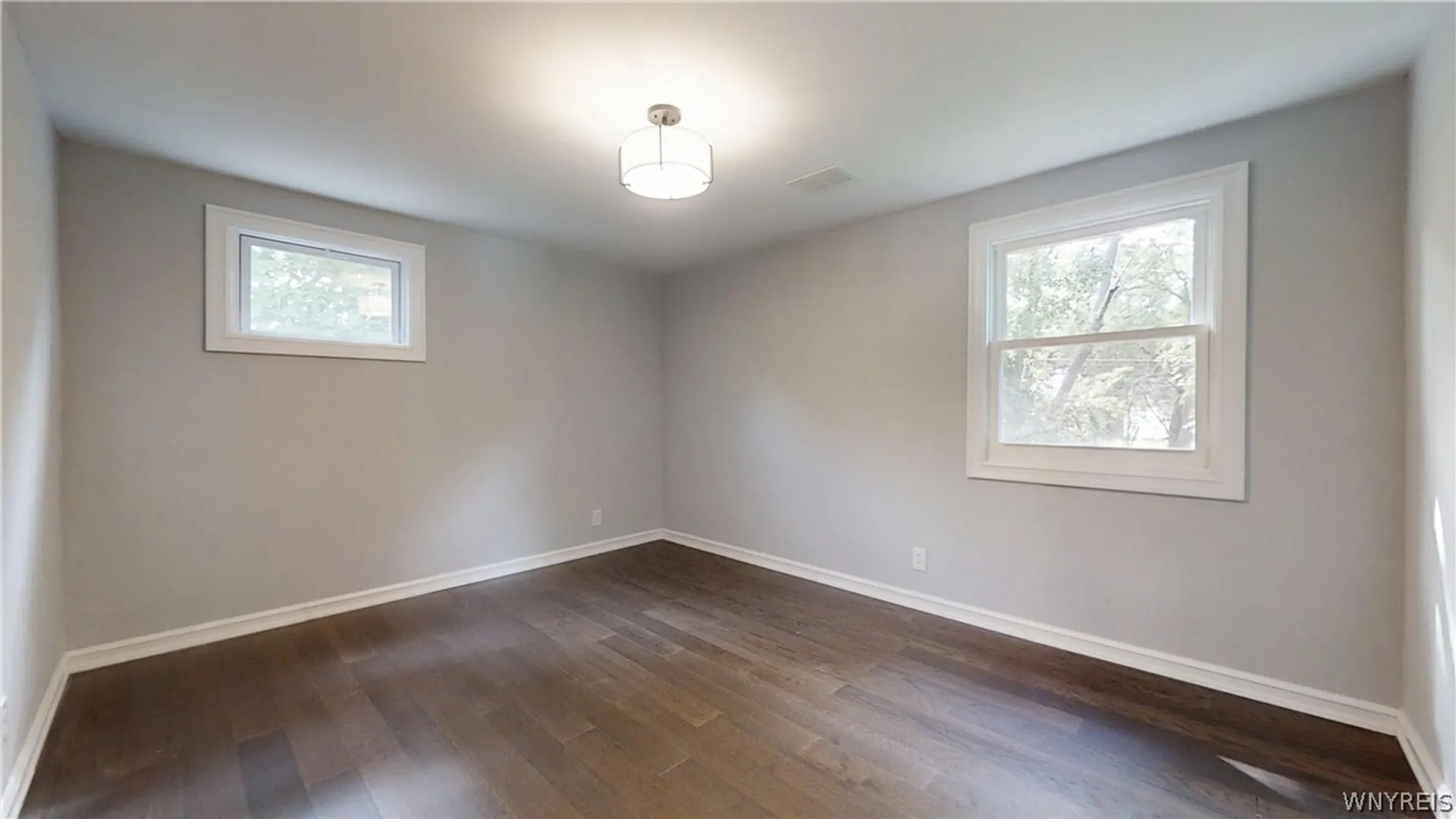 Property at 5 N Burbank Drive, Amherst, NY 14226 37