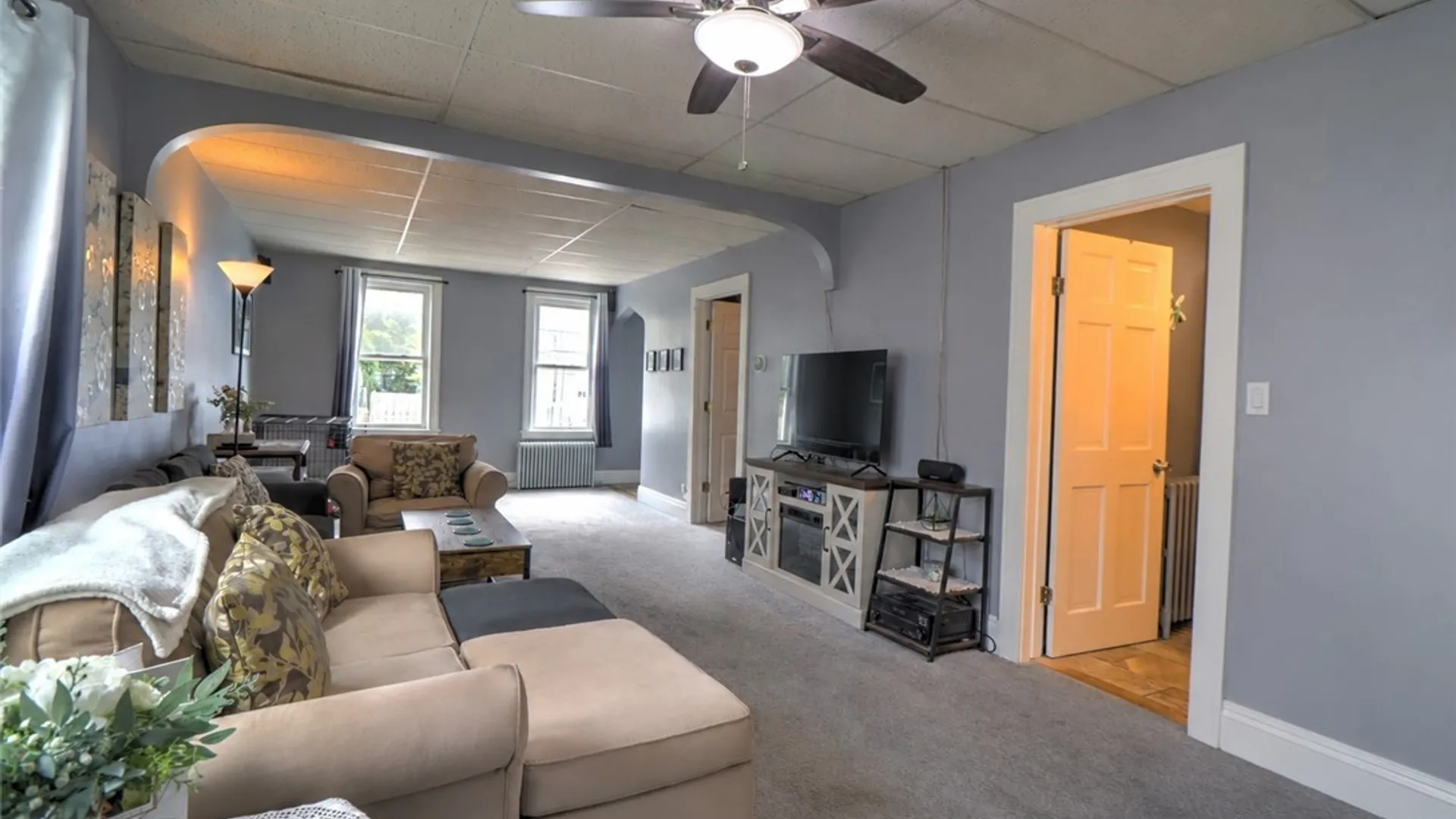 Property at 31 Alpine Place, Cheektowaga, NY 14225 8