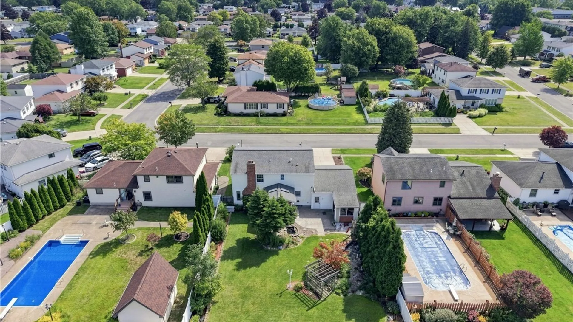 Property at 62 Deerchase Road, West Seneca, NY 14224 6