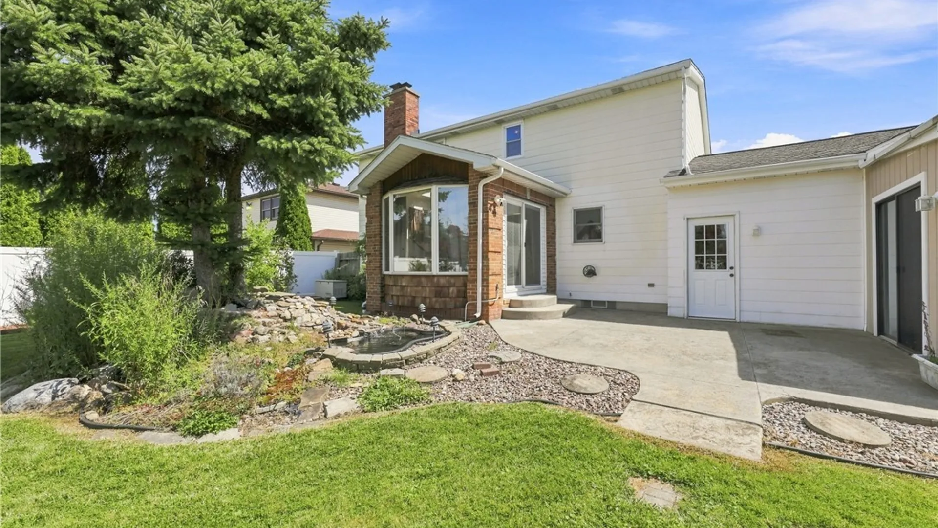 Property at 62 Deerchase Road, West Seneca, NY 14224 10