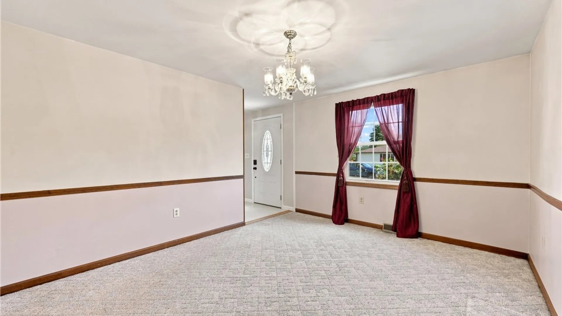 Property at 62 Deerchase Road, West Seneca, NY 14224 13