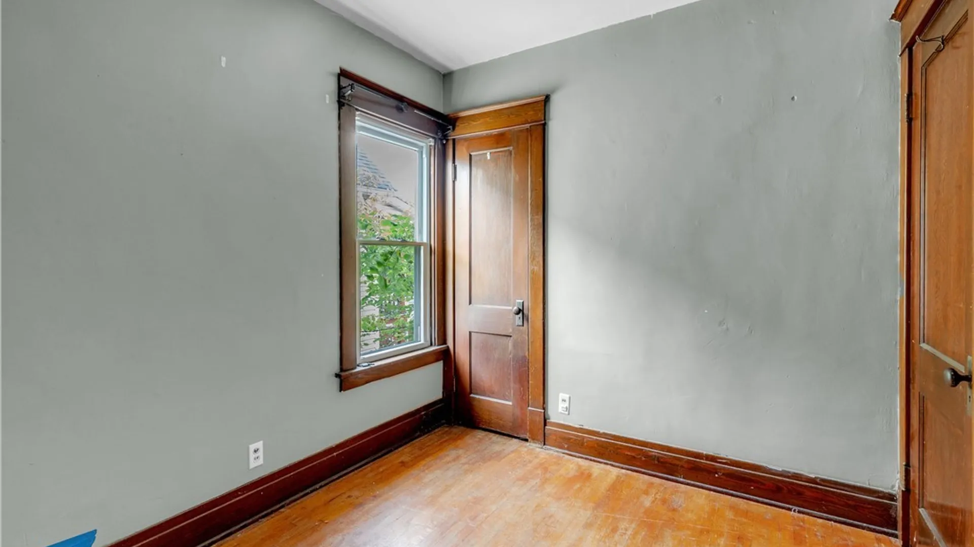 Property at 90 Norwalk Avenue, Buffalo, NY 14216 32