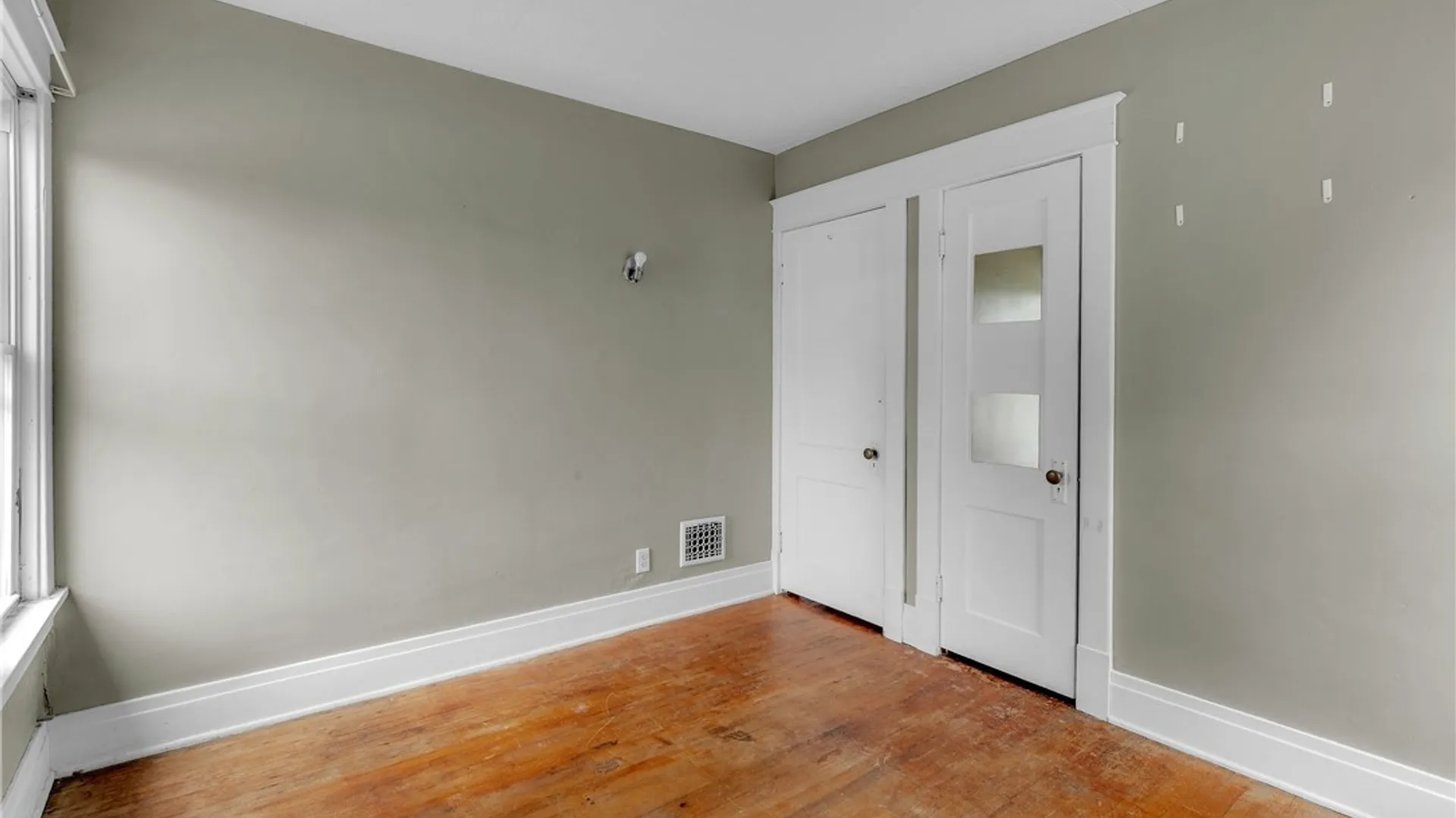 Property at 90 Norwalk Avenue, Buffalo, NY 14216 35
