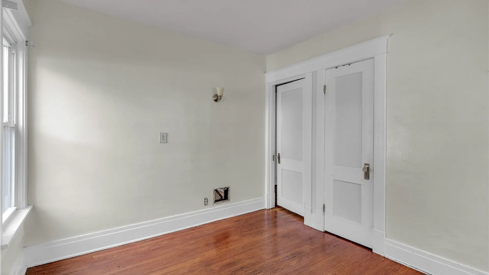Property at 90 Norwalk Avenue, Buffalo, NY 14216 18