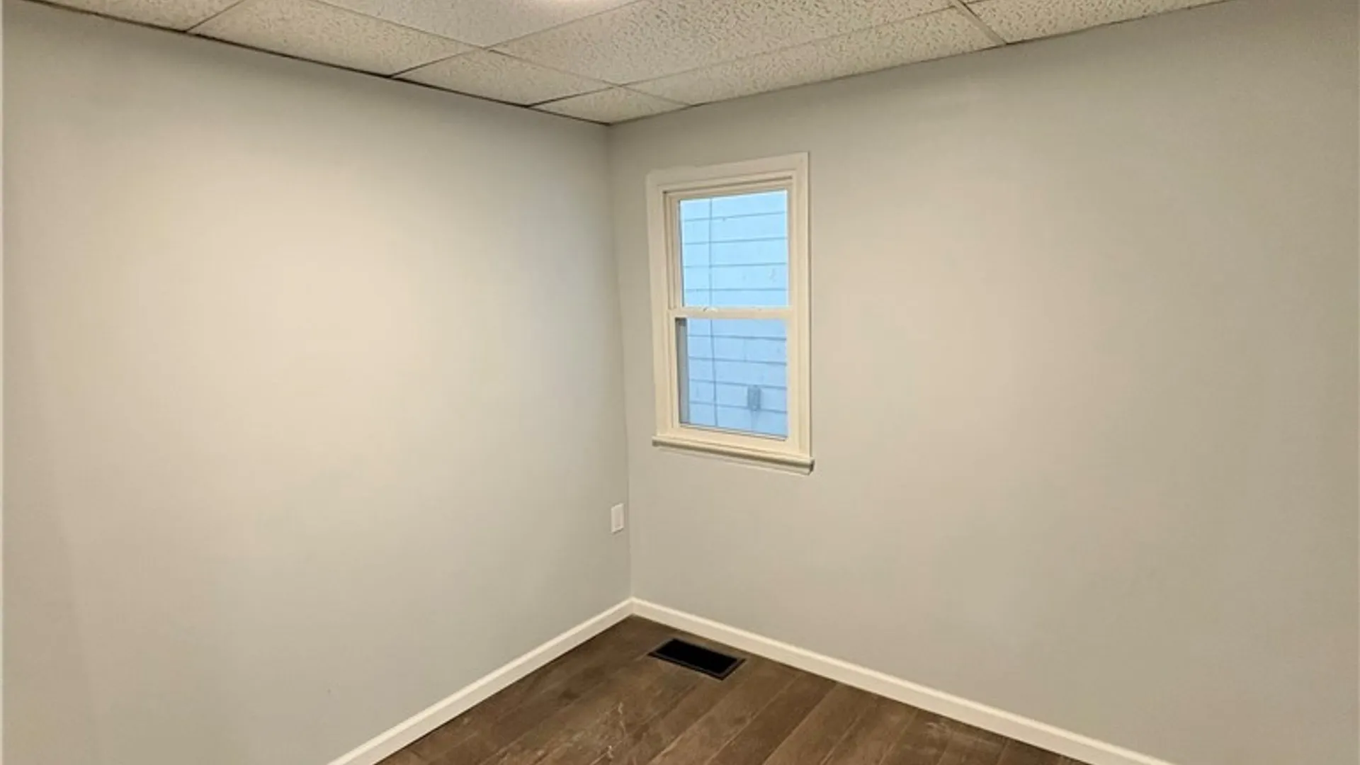 Property at 49 Progressive Avenue, Buffalo, NY 14207 8