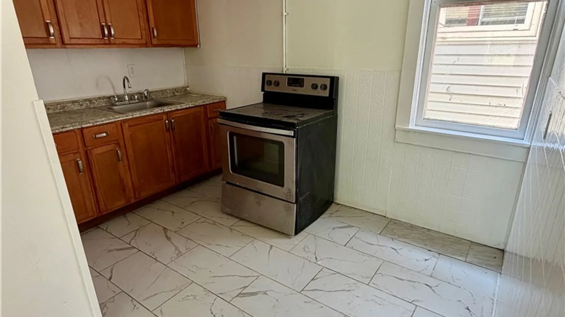 Property at 235 High Street, Buffalo, NY 14204 4
