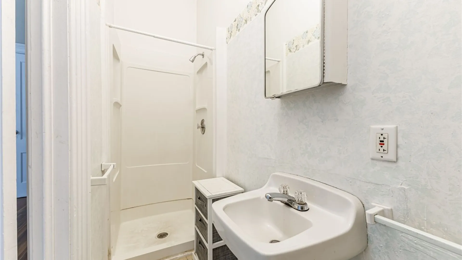 Property at 41 Park Ave Avenue, Sweden, NY 14420 33