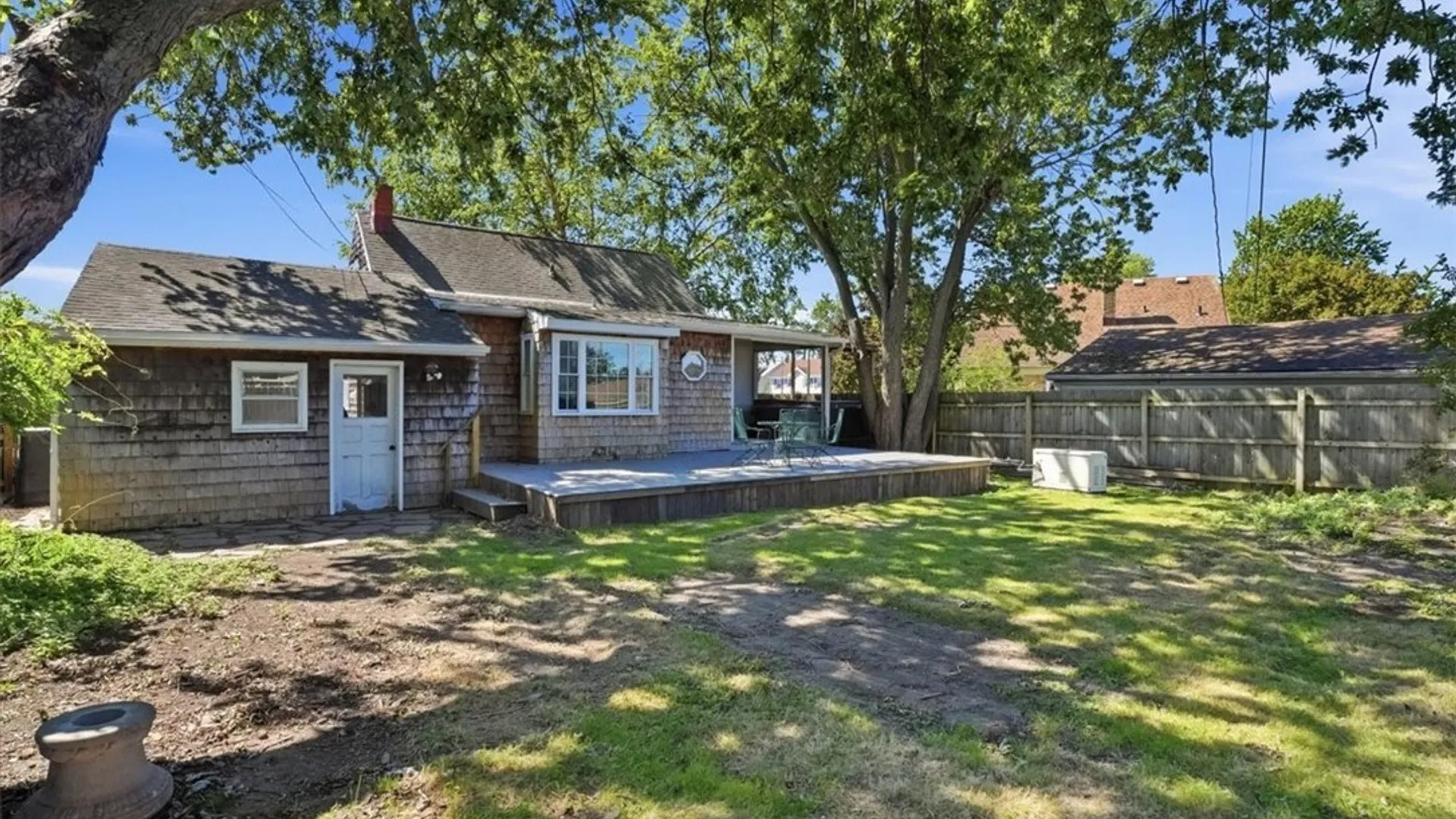 Property at 132 Farmingdale Road, Cheektowaga, NY 14225 5