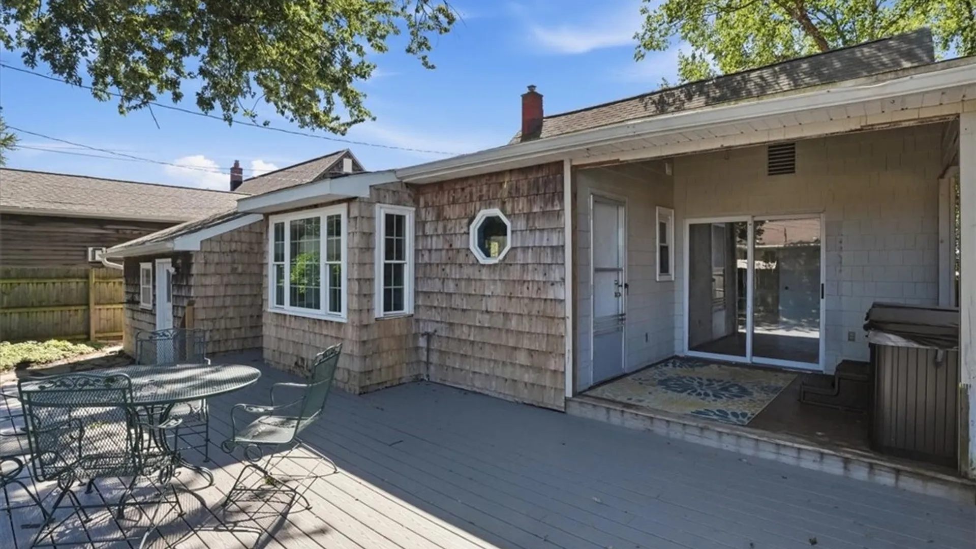Property at 132 Farmingdale Road, Cheektowaga, NY 14225 7