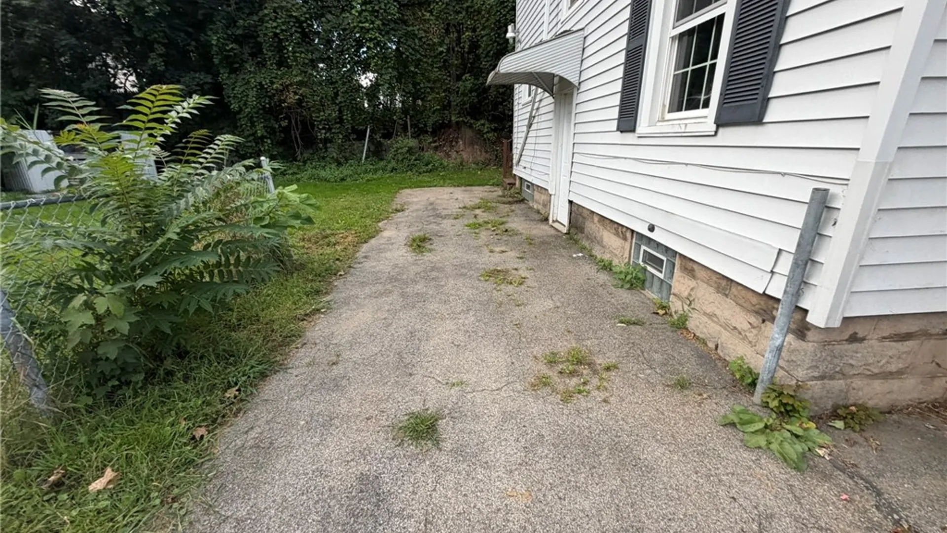 Property at 19 Leo Street, Rochester, NY 14621 4