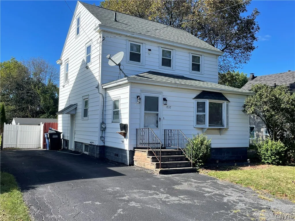 Property at 1537 Lemoyne Avenue, Syracuse, NY 13208