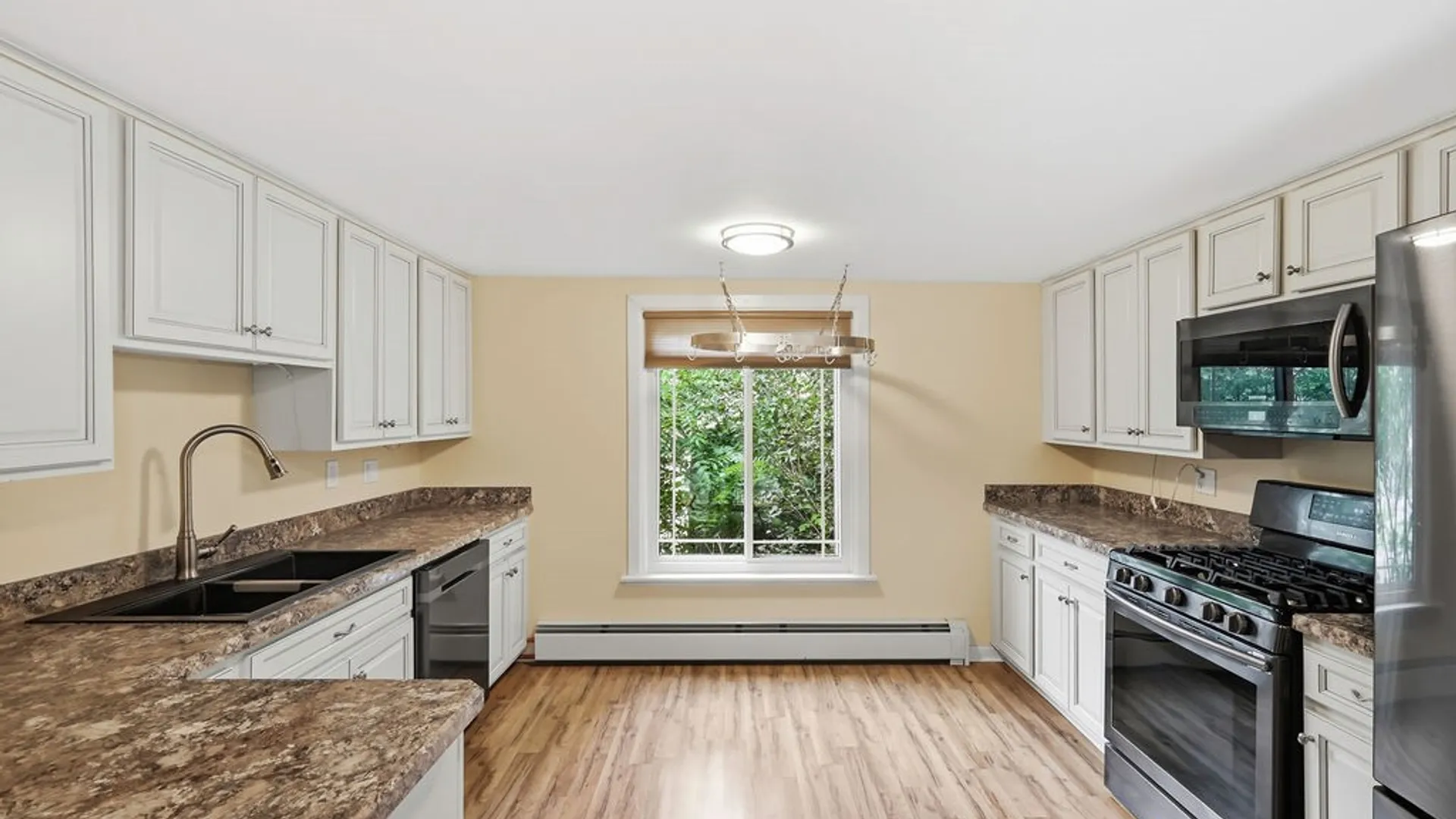 Property at 39 Nelson Street, Cazenovia, NY 13035 18