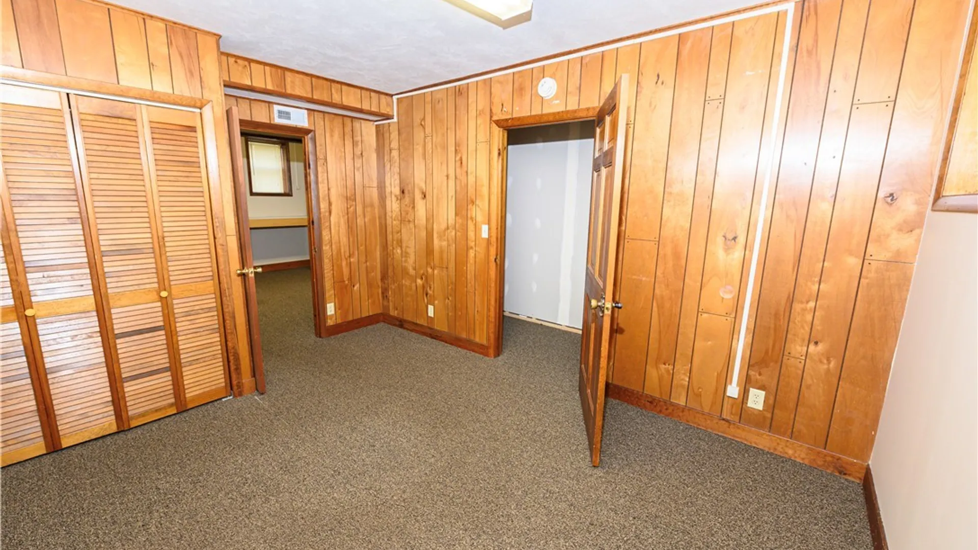 Property at 2500 Brewerton Rd Road, Salina, NY 13211 16