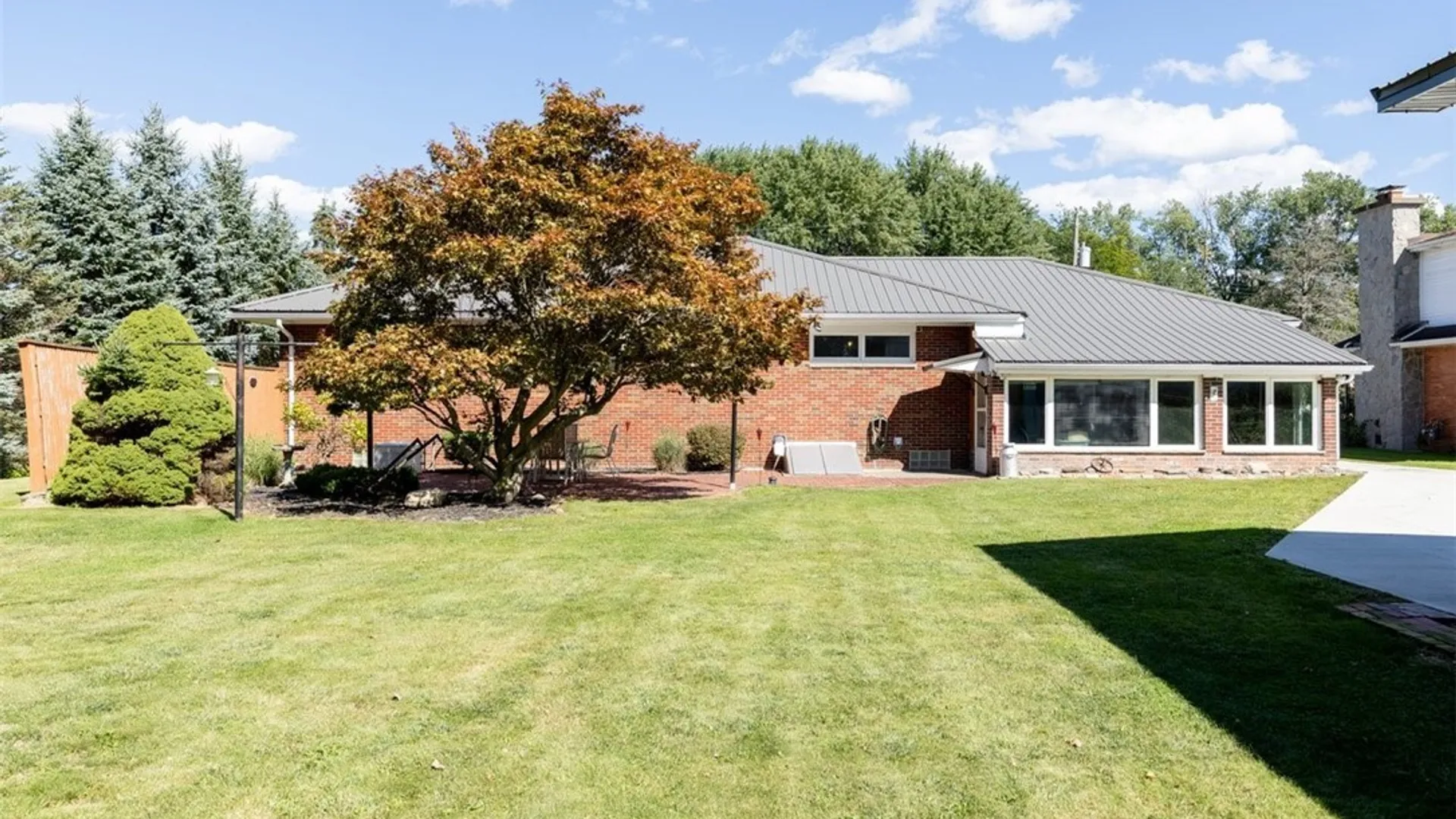Property at 90 Homeward Place, Elma, NY 14059 15