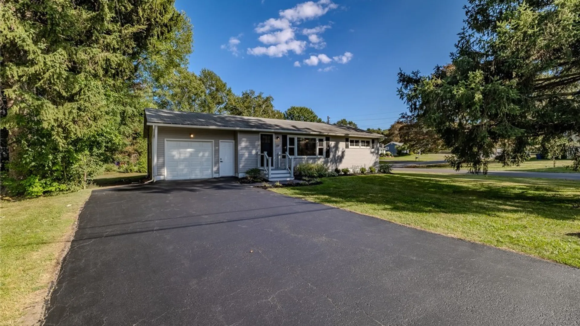 Property at 119 Greystone Drive, Camillus, NY 13031 3