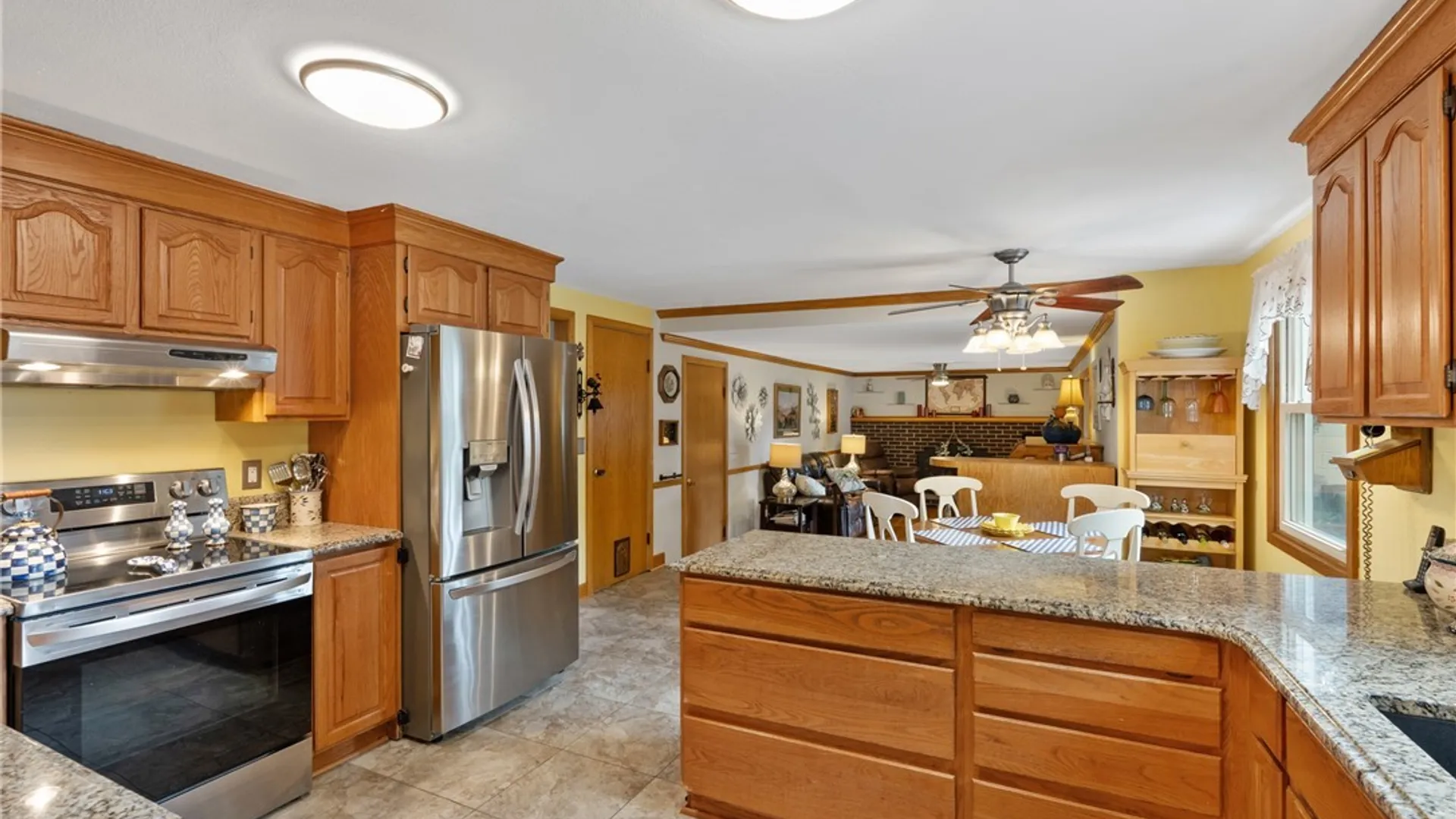 Property at 7361 Palomino Path, Clay, NY 13088 11