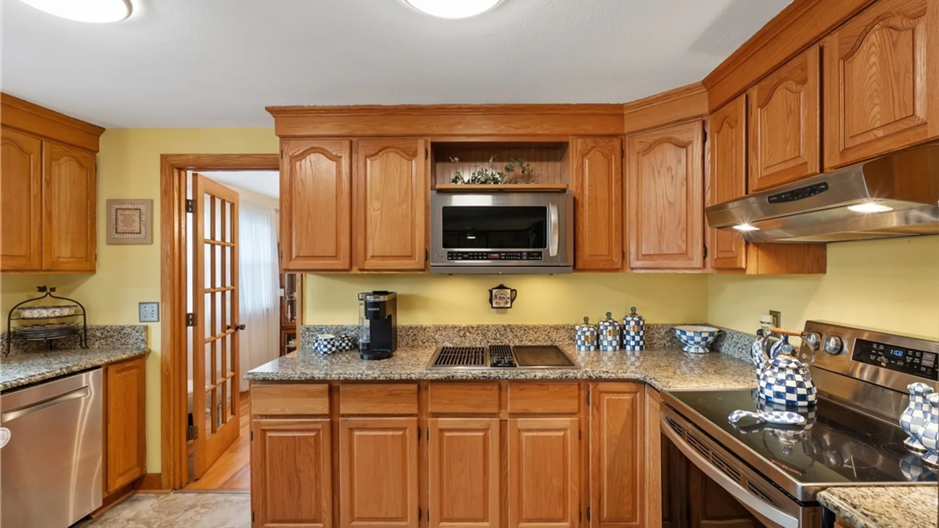 Property at 7361 Palomino Path, Clay, NY 13088 15
