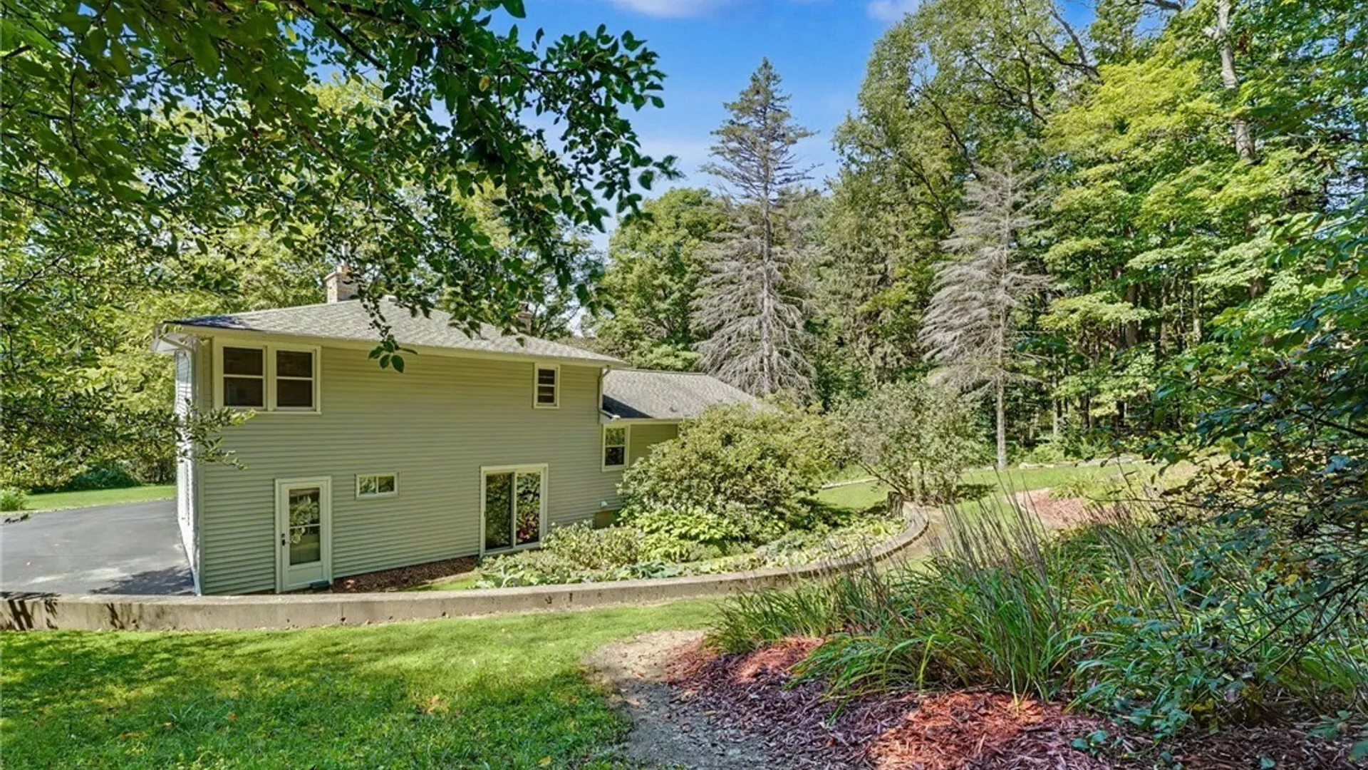 Property at 6667 Hunters Creek Road, Wales, NY 14139 31