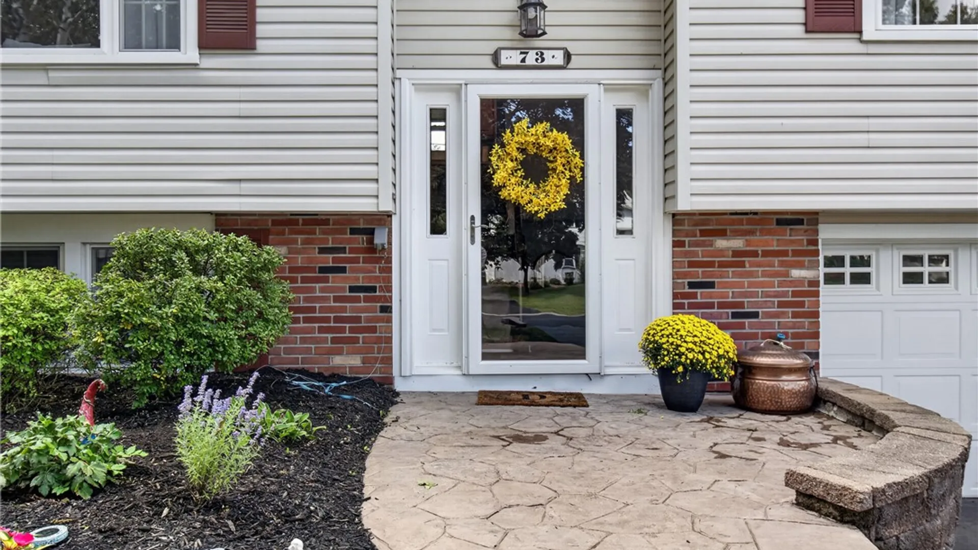 Property at 73 Blackwell Lane, Henrietta, NY 14467 3