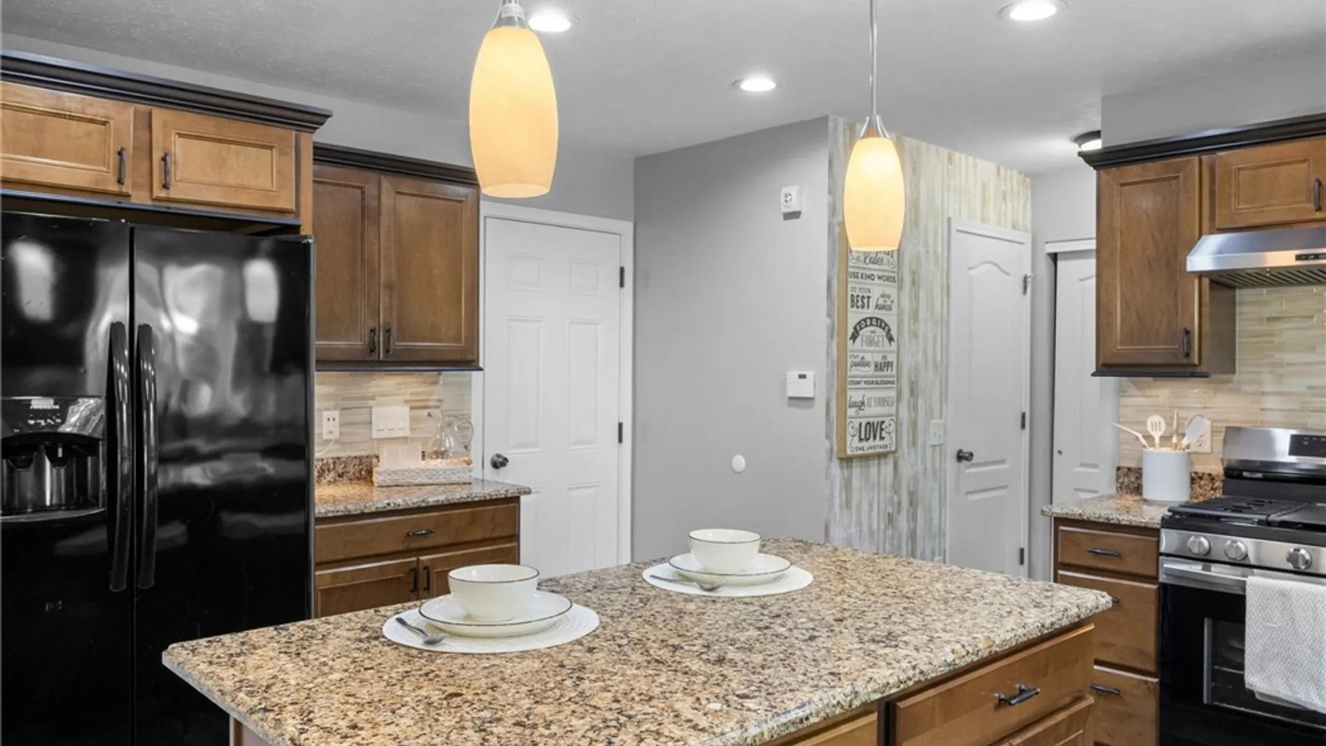 Property at 77 Rangers Court, Greece, NY 14612 20