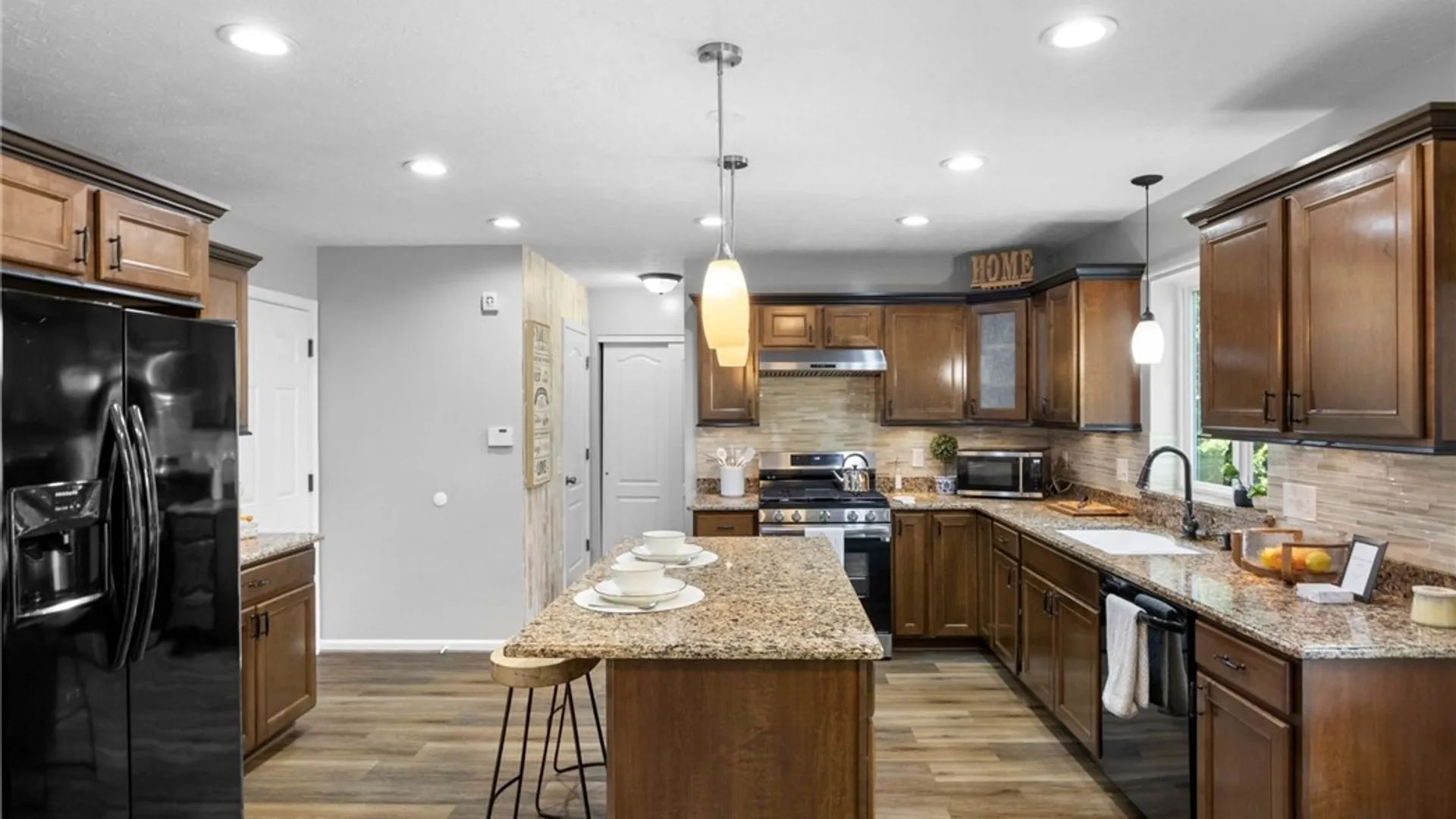 Property at 77 Rangers Court, Greece, NY 14612 21