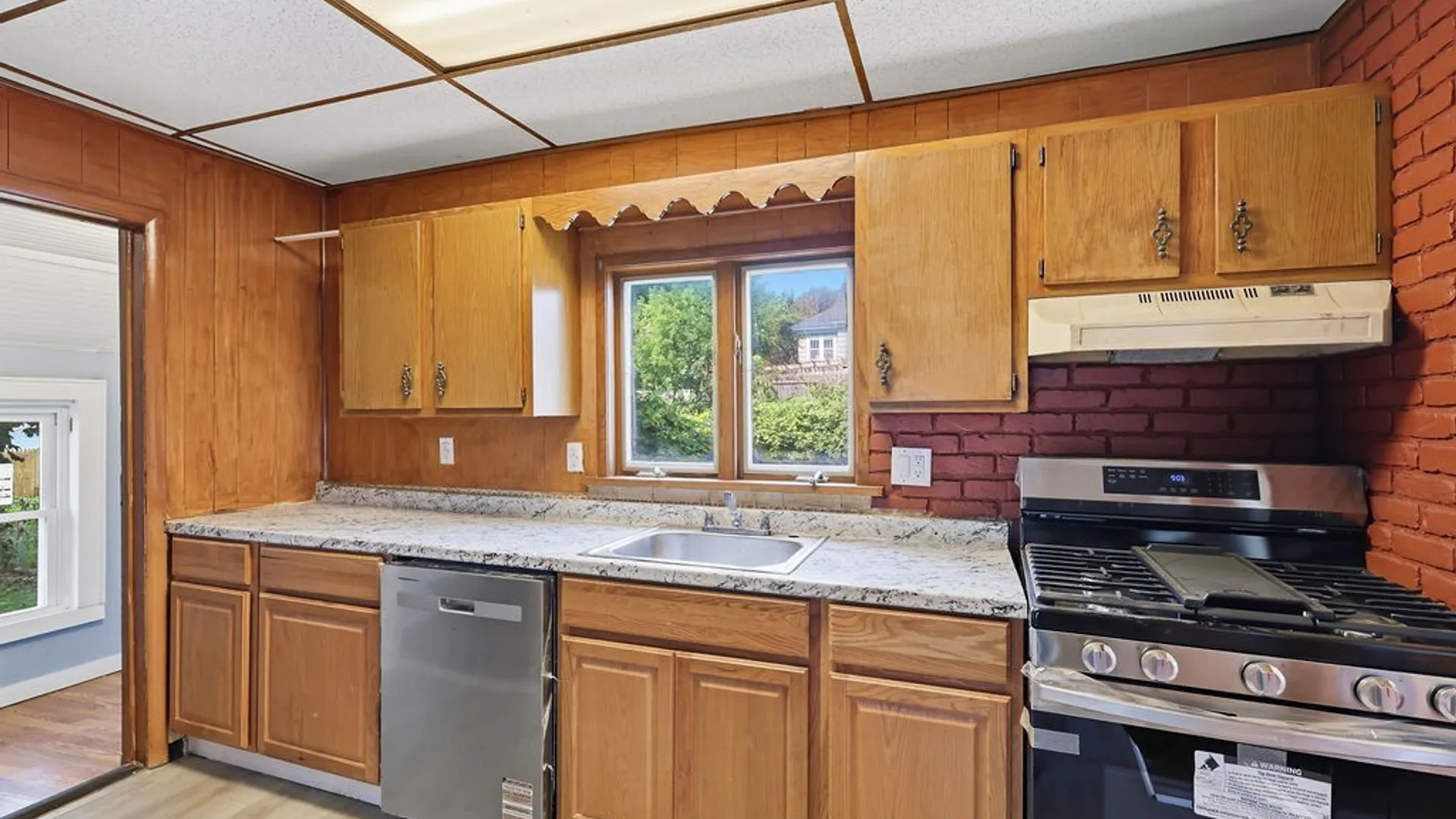 Property at 216 S Midler Avenue, Syracuse, NY 13206 11