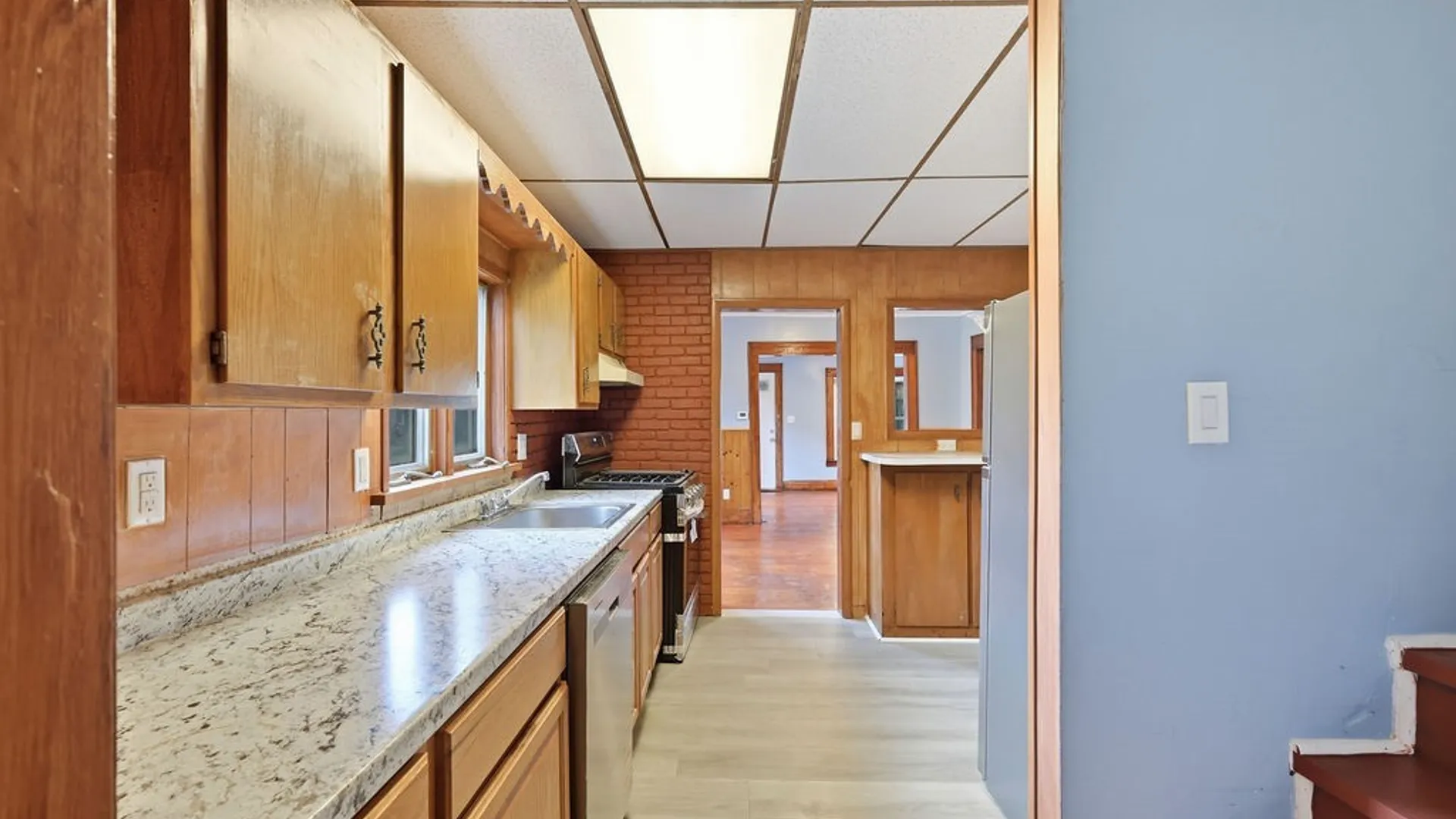 Property at 216 S Midler Avenue, Syracuse, NY 13206 17