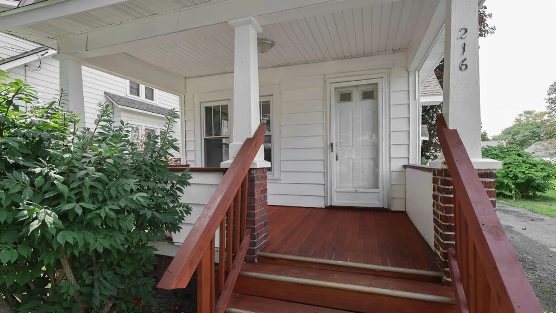 Property at 216 S Midler Avenue, Syracuse, NY 13206 4