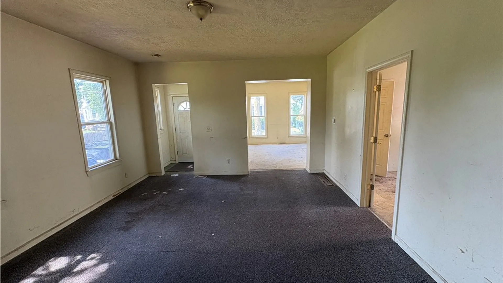 Property at 8 Immel Street, Rochester, NY 14606 8